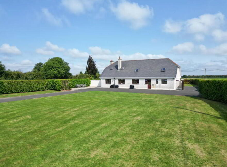6 Bed Residence On 2.35 Acres, Rahealty, Thurles, E41V3K4