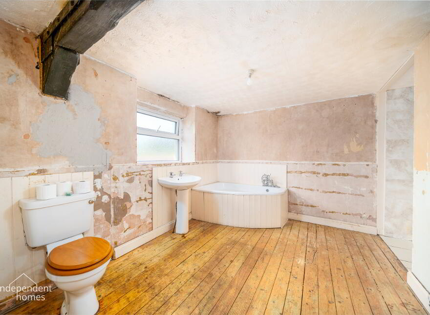 112 Deerpark Road, Larne, BT40 2TE
