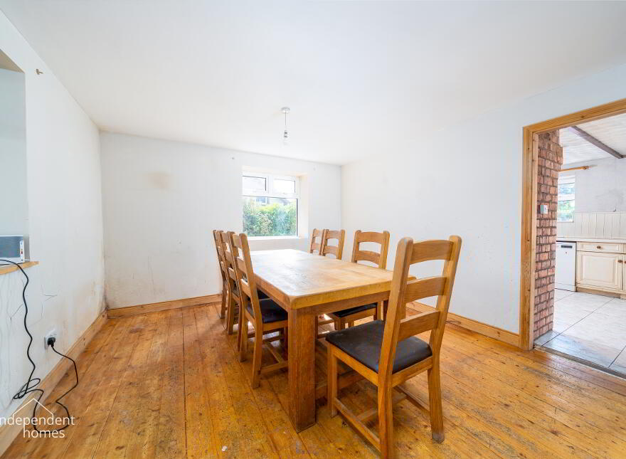 112 Deerpark Road, Larne, BT40 2TE