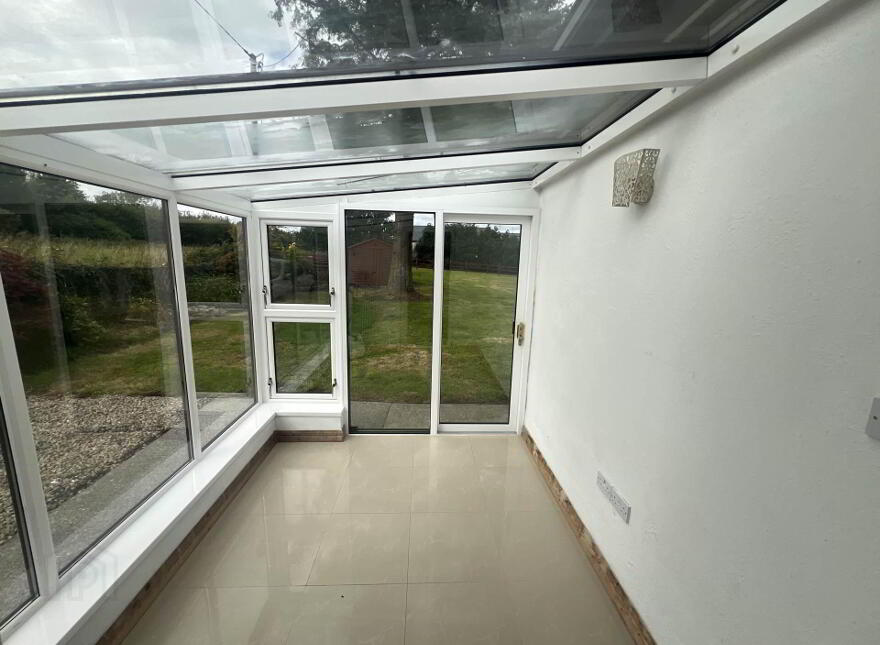 Claremount, Claremorris, F12ER22