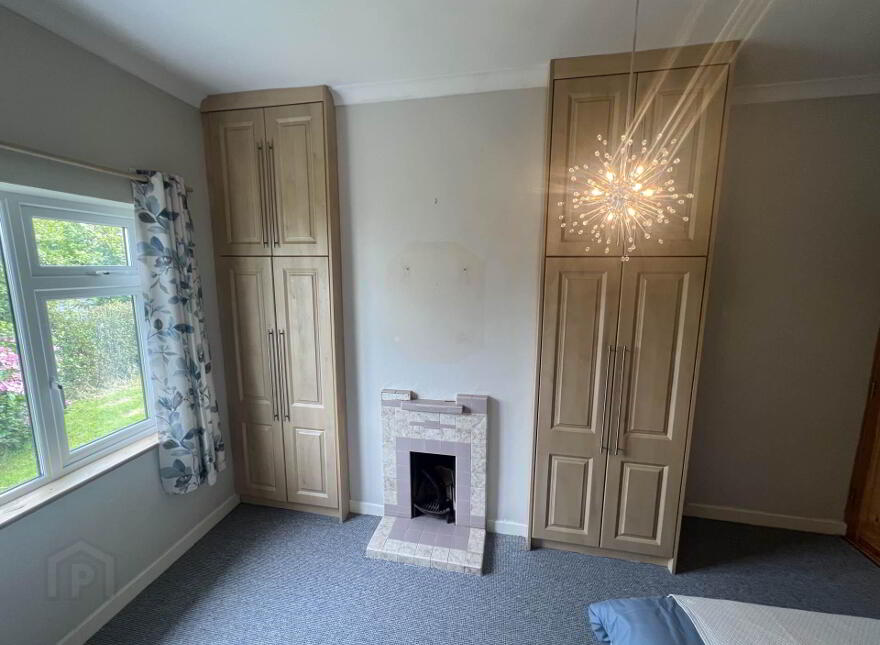 Claremount, Claremorris, F12ER22