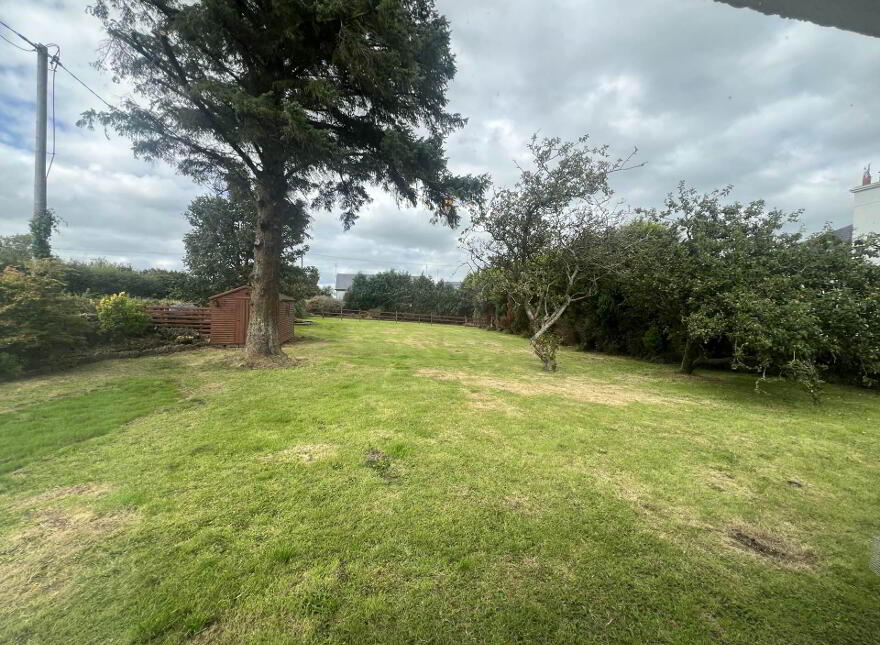 Claremount, Claremorris, F12ER22