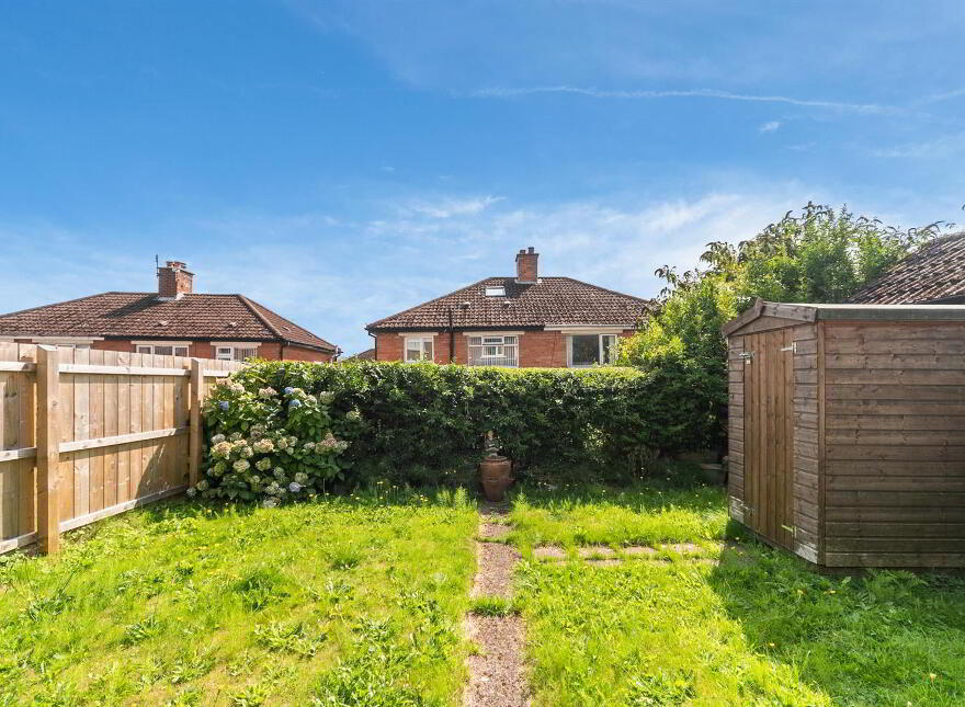 17 Orangefield Gardens, Belfast, BT5 6DP
