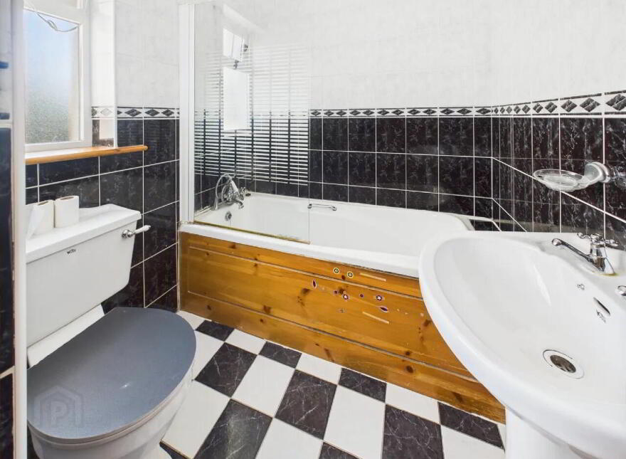51 Bruach Tailte, Nenagh, E45E180
