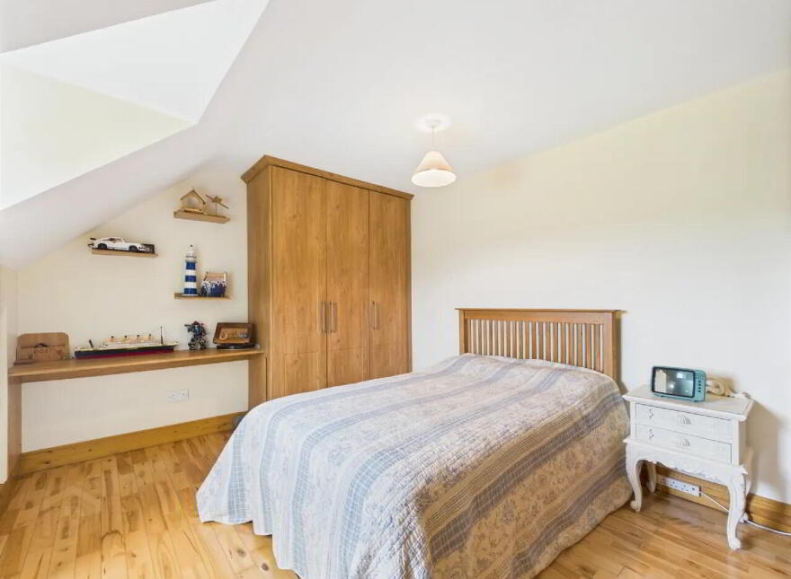 6 Bed Residence On 2.35 Acres, Rahealty, Thurles, E41V3K4