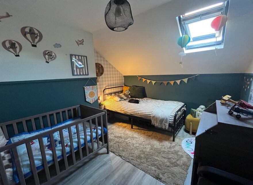 19 Rosemount Gardens, Cavehill, Belfast, BT15 5AG