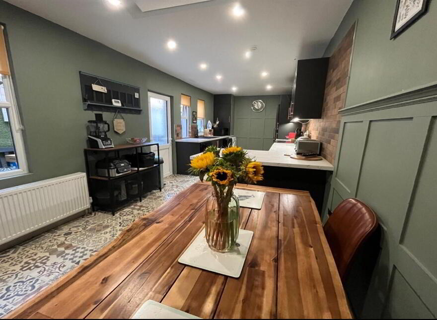 19 Rosemount Gardens, Cavehill, Belfast, BT15 5AG