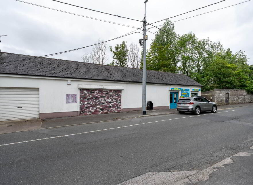 Magazine Road, Athlone, N37RW28