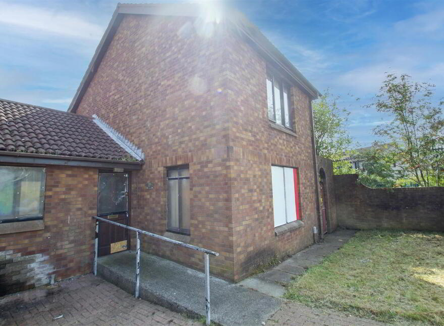 47 Springhill Avenue, Belfast, BT12 7QE