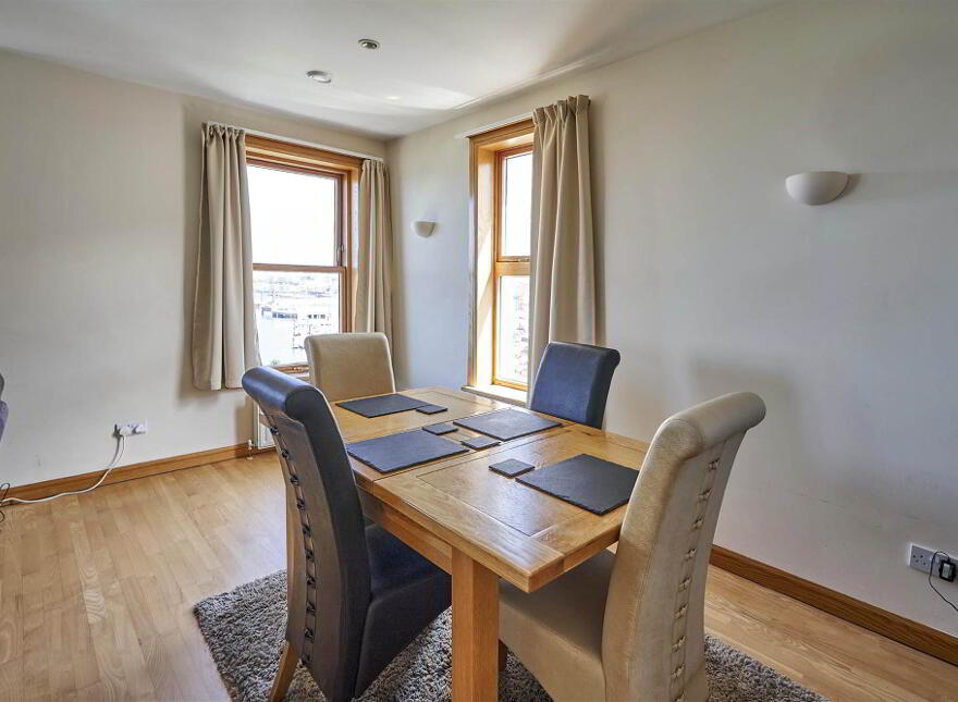 Apt 3, Lorelei, Princetown Road, Bangor, BT20 3TF