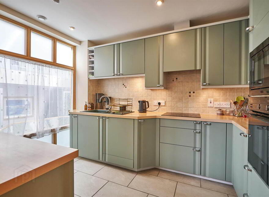 Apt 3, Lorelei, Princetown Road, Bangor, BT20 3TF