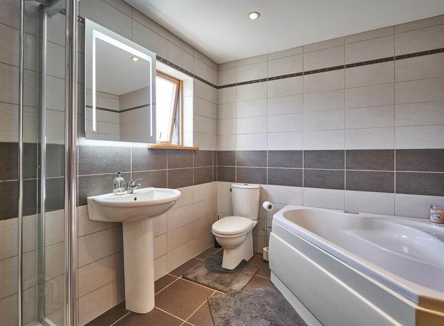 Apt 3, Lorelei, Princetown Road, Bangor, BT20 3TF