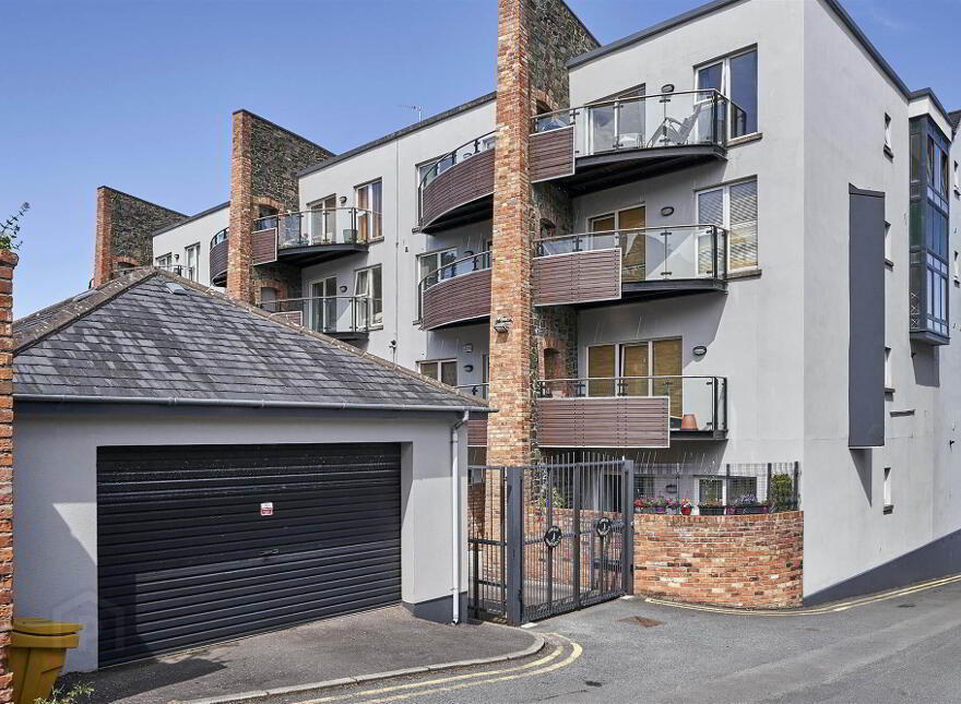 Apt 3, Lorelei, Princetown Road, Bangor, BT20 3TF