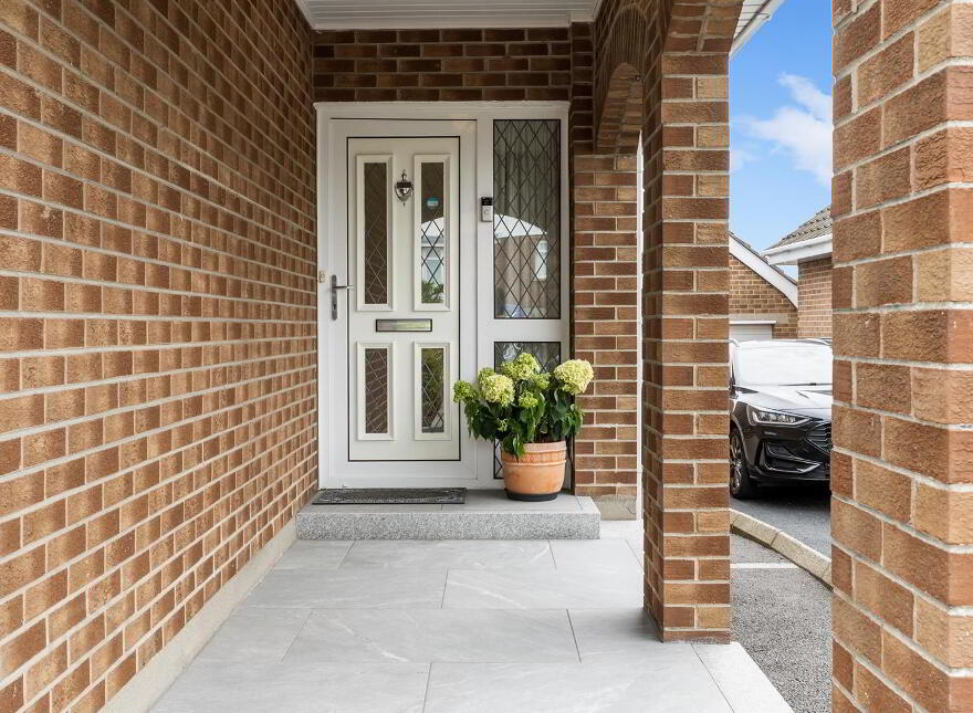 8 Beverley Drive, Newtownards, BT23 7UF