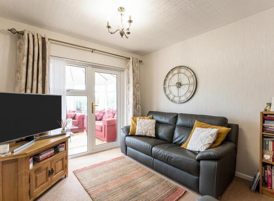 8 Beverley Drive, Newtownards, BT23 7UF