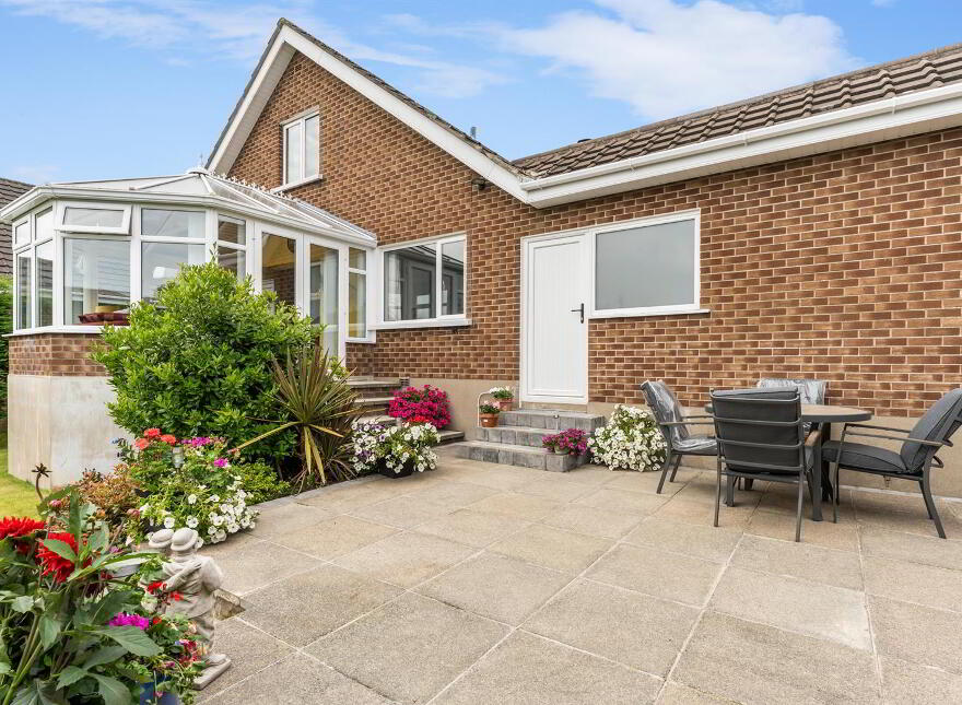 8 Beverley Drive, Newtownards, BT23 7UF