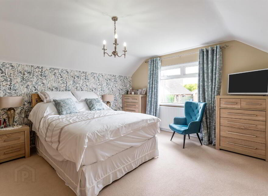 8 Beverley Drive, Newtownards, BT23 7UF