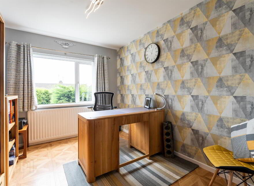 8 Beverley Drive, Newtownards, BT23 7UF