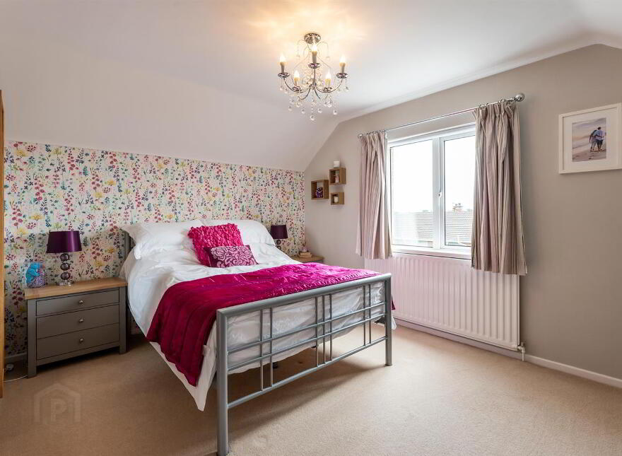 8 Beverley Drive, Newtownards, BT23 7UF
