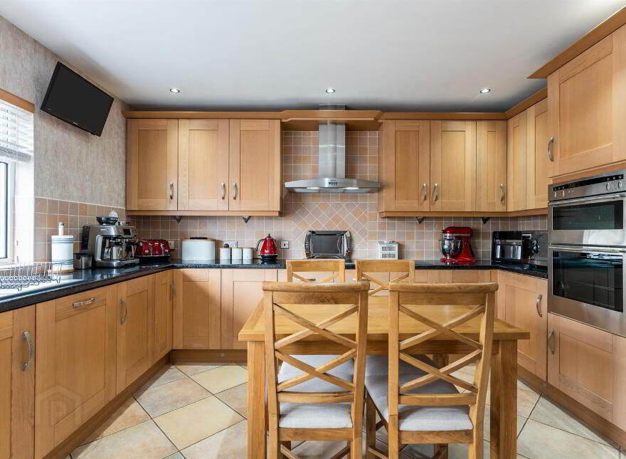 8 Beverley Drive, Newtownards, BT23 7UF