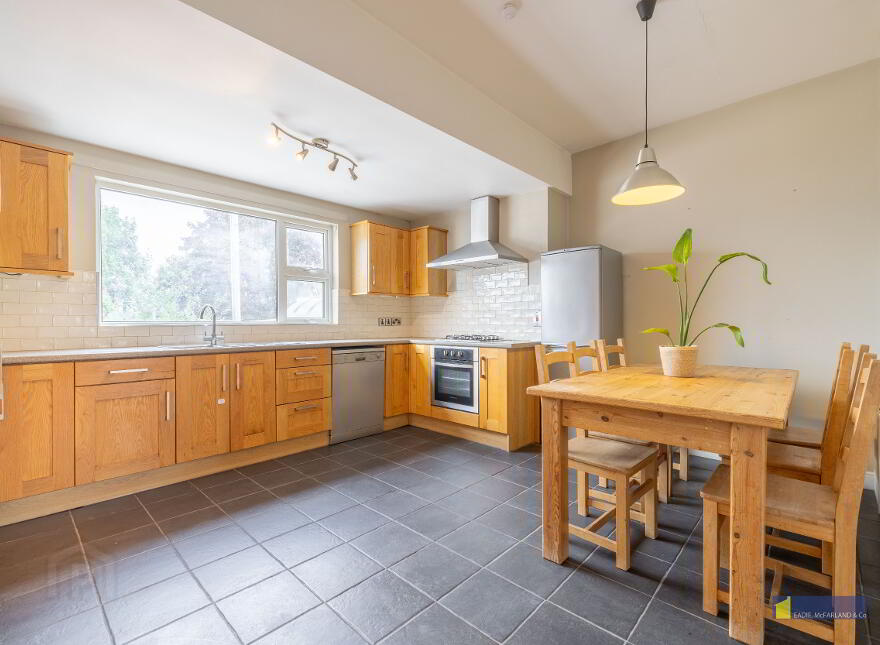 8 Lower Chanterhill Road, Enniskillen, BT74 6NQ