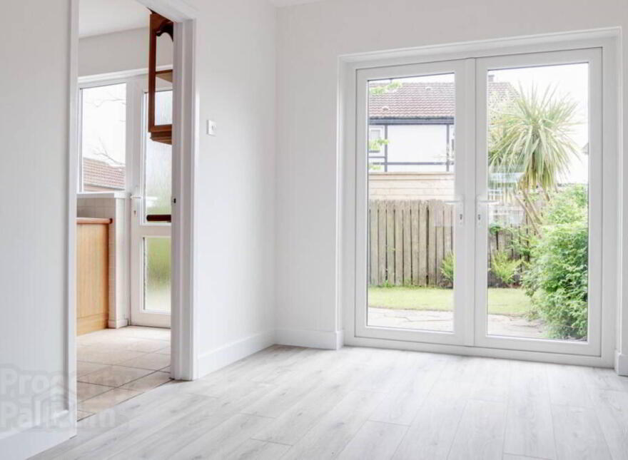 8 Carlton Park, Bangor, BT19 6WR