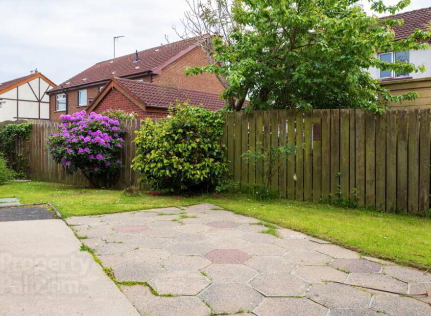 8 Carlton Park, Bangor, BT19 6WR