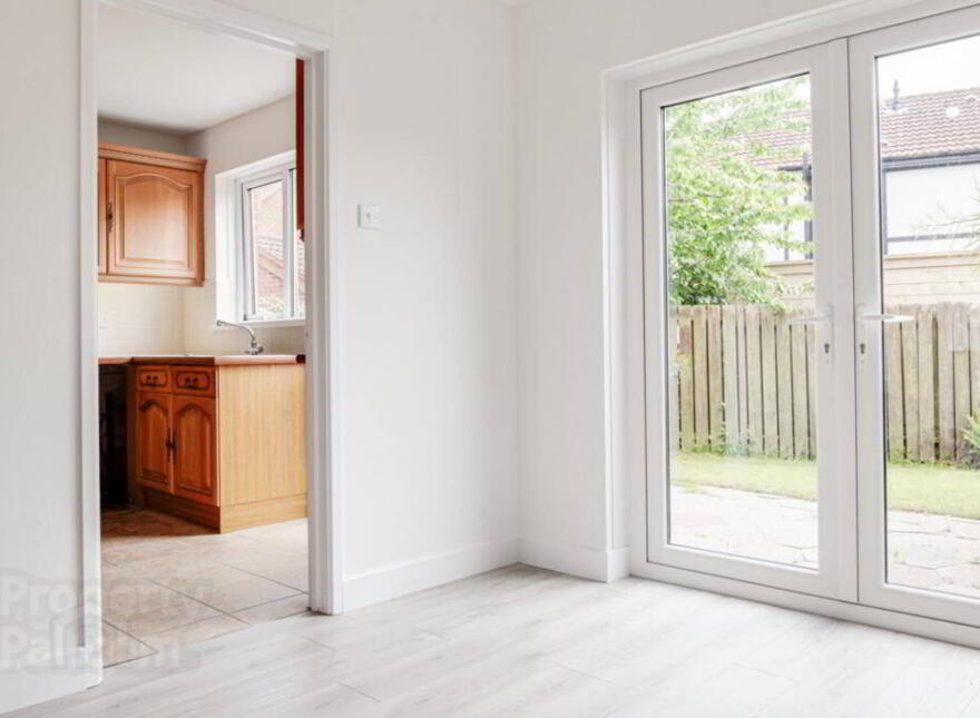 8 Carlton Park, Bangor, BT19 6WR
