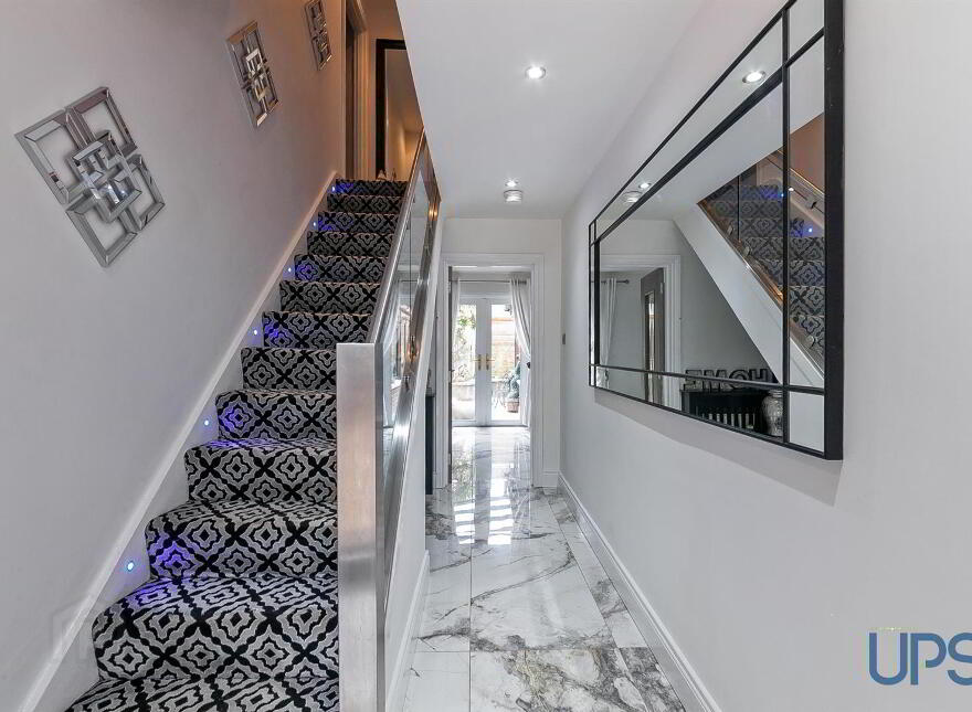 56 Lagmore Grove, Stewartstown Road, Belfast, BT17 0TD