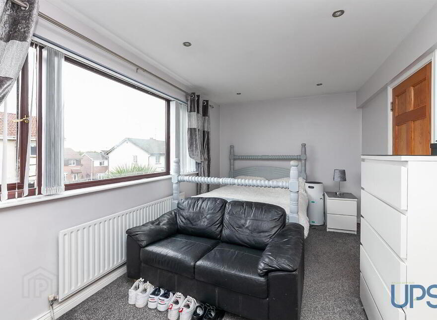 56 Lagmore Grove, Stewartstown Road, Belfast, BT17 0TD