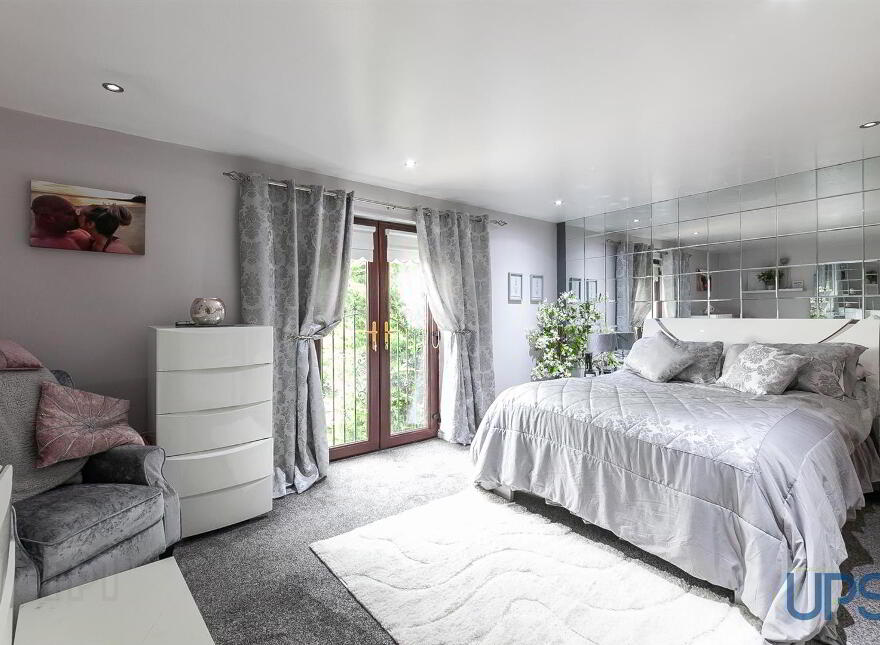 56 Lagmore Grove, Stewartstown Road, Belfast, BT17 0TD