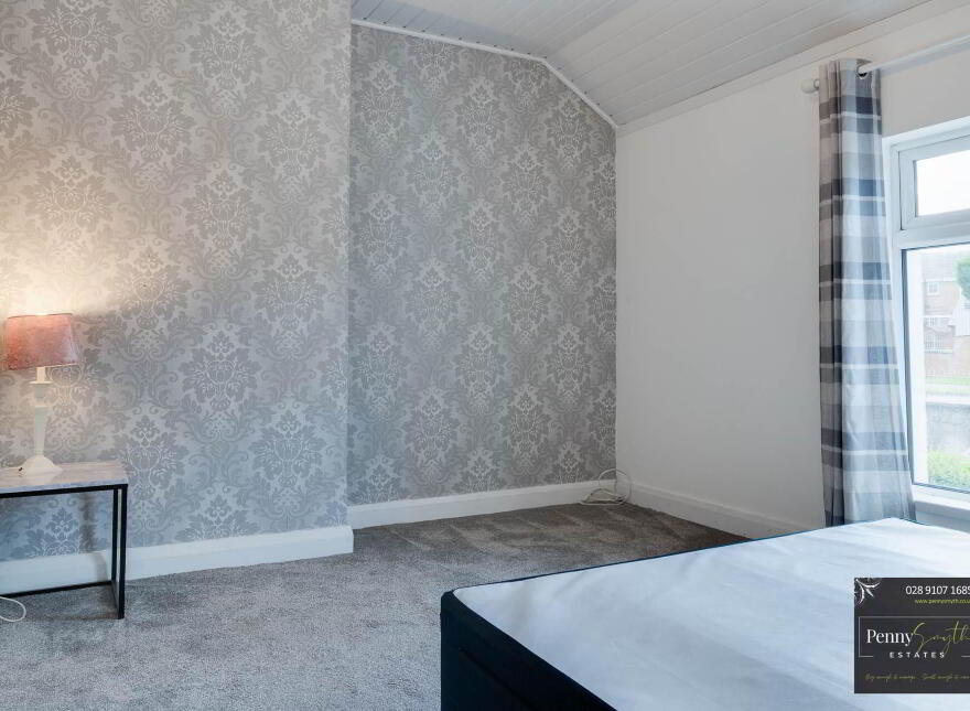 121 Rathgael Road, Bangor, BT19 1RU