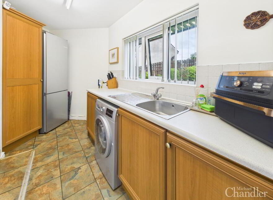 2 Greer Park Drive, Newtownbreda, Belfast, BT8 7YQ