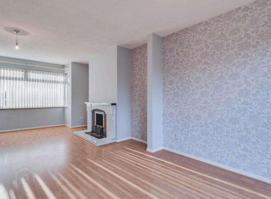 17 Woodford Grange, Bangor, BT19 6ZA
