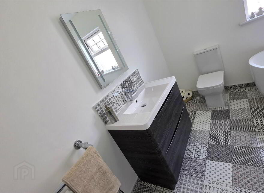 23 Edgewood Court, Antrim, BT41 4PG
