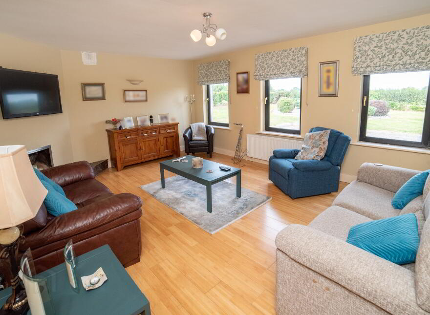 Lougharuane, Castletownroche, Mallow, P51YW10