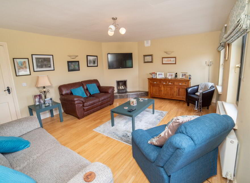 Lougharuane, Castletownroche, Mallow, P51YW10