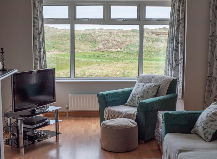 20 The Links (term Time), Portrush, BT56 8SX