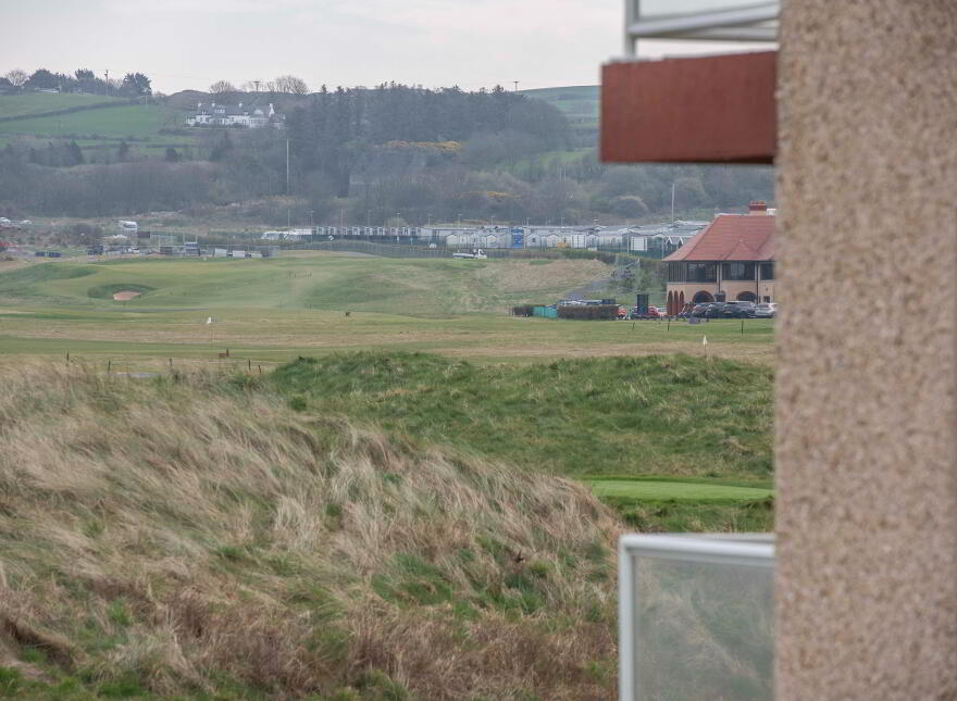 20 The Links (term Time), Portrush, BT56 8SX