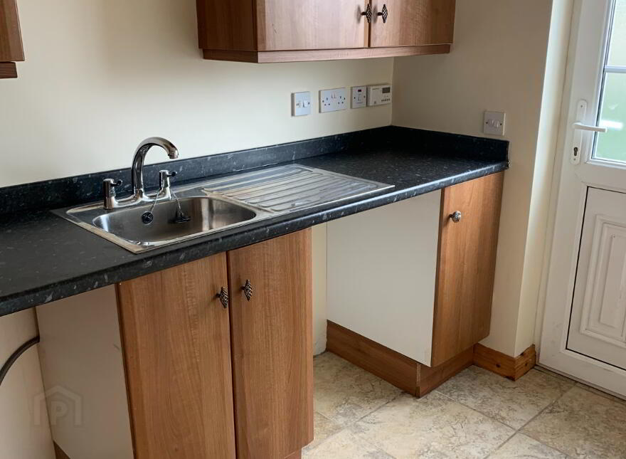 2b Legacurry Road, Lisburn, BT27 5LZ