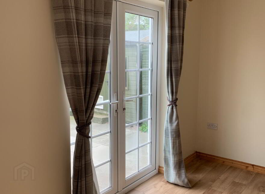 2b Legacurry Road, Lisburn, BT27 5LZ