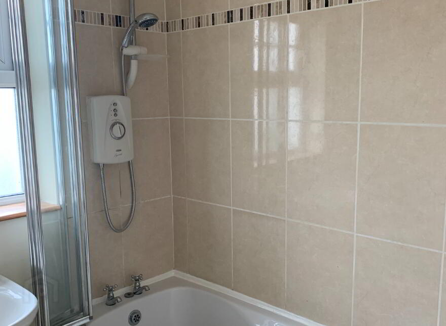 2b Legacurry Road, Lisburn, BT27 5LZ