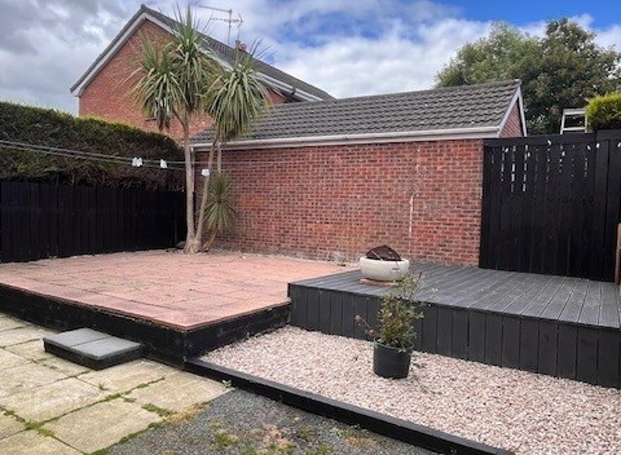 20 Woodlawn Avenue, Carrickfergus, BT38 8PP