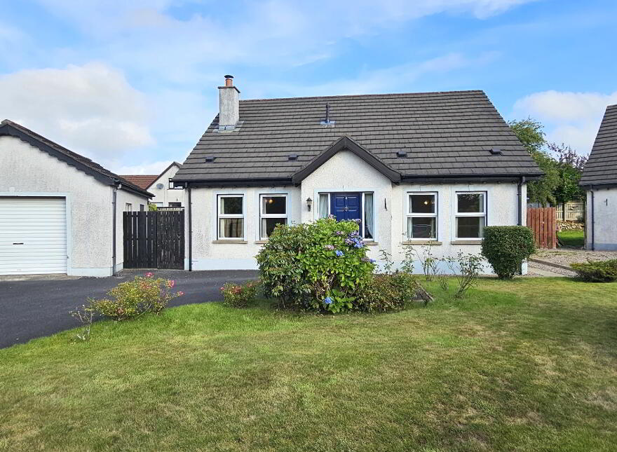 4 Huntingdale Court, Ballyclare, BT39 9FD photo