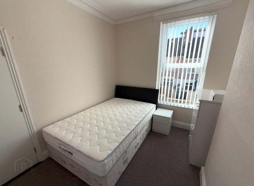 10 Chadwick Street, Belfast, BT9 7FD