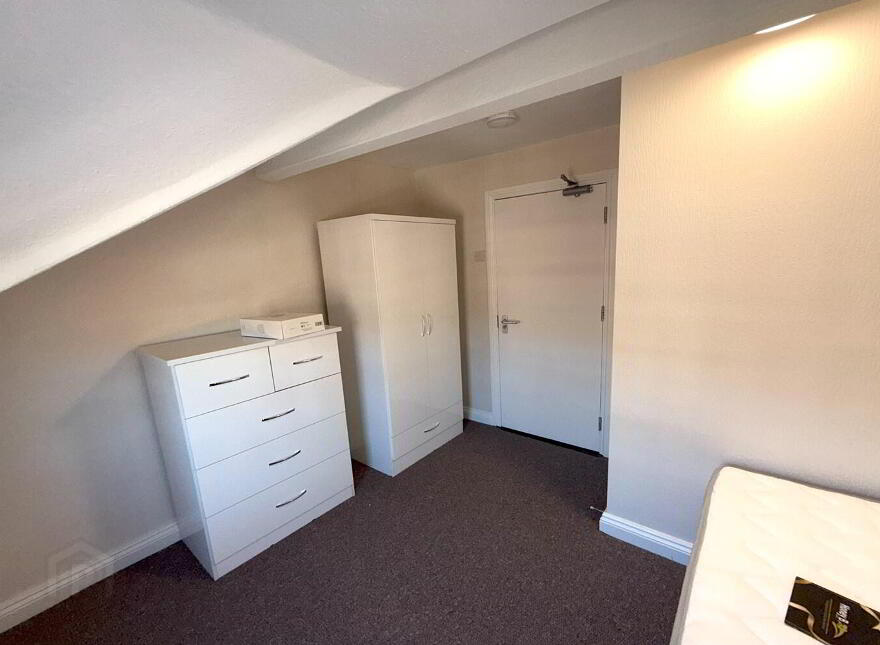 10 Chadwick Street, Belfast, BT9 7FD