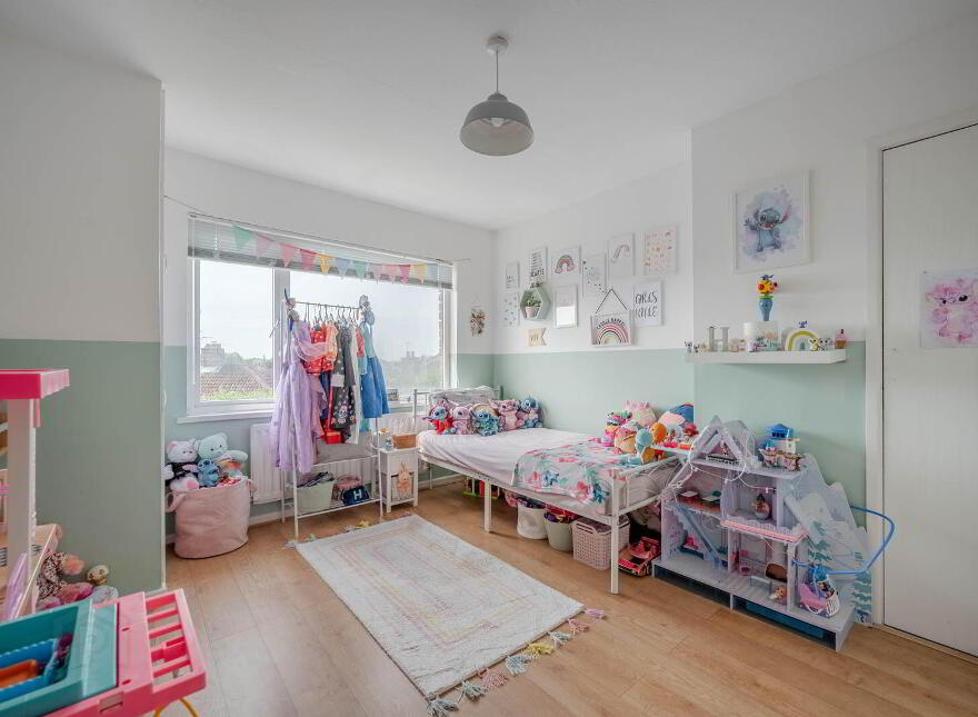 17 Orangefield Road, Belfast, BT5 6DB