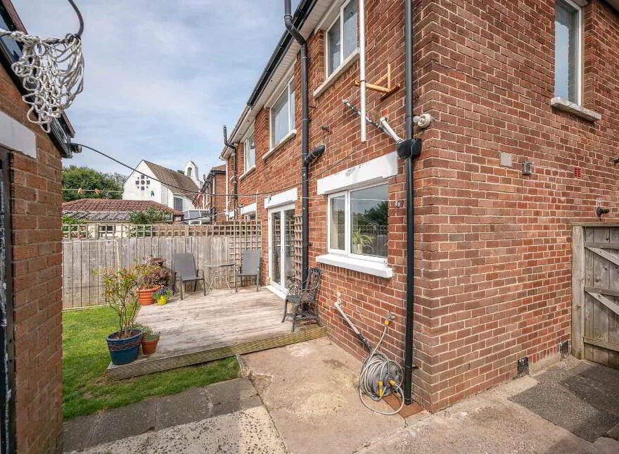 17 Orangefield Road, Belfast, BT5 6DB
