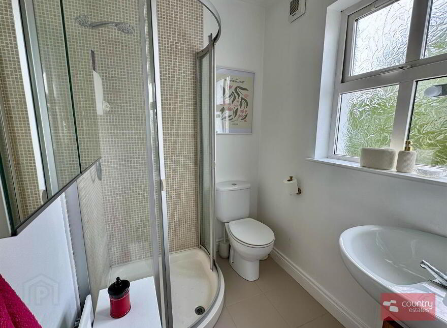 6 Gateside Manor, Ballyclare, BT39 9GA