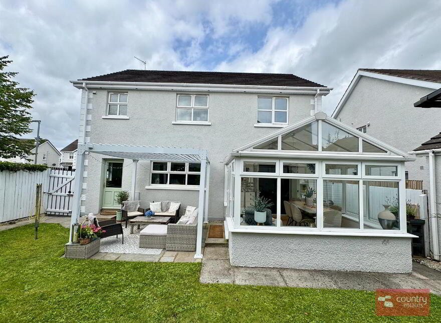 6 Gateside Manor, Ballyclare, BT39 9GA